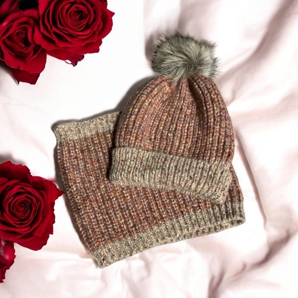 Duluth Trading Co Red and Tan Hat with Fluffy Pompom and Infinity scarf